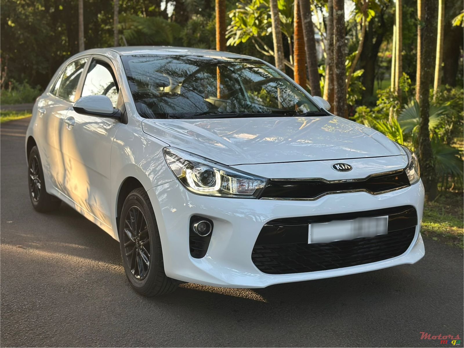 2021' Kia Rio photo #2
