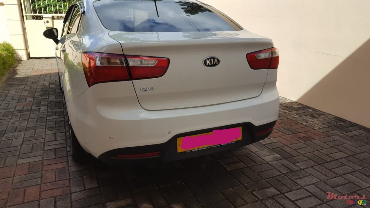 2013' Kia Rio photo #4