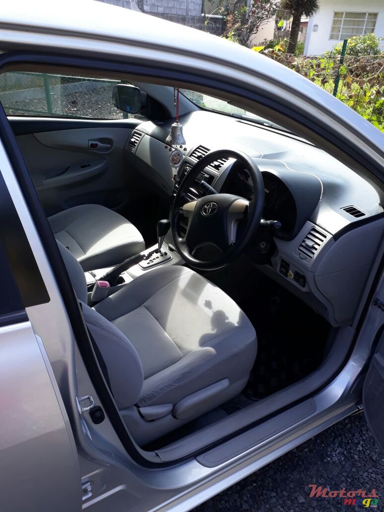 2008' Toyota Axio photo #4