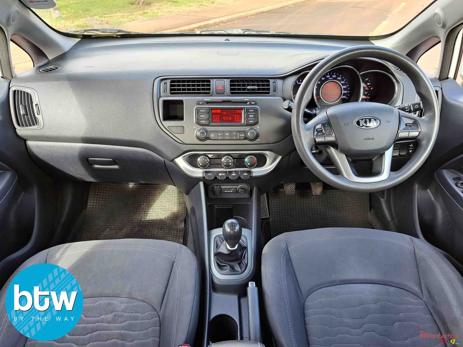 2013' Kia Rio photo #6