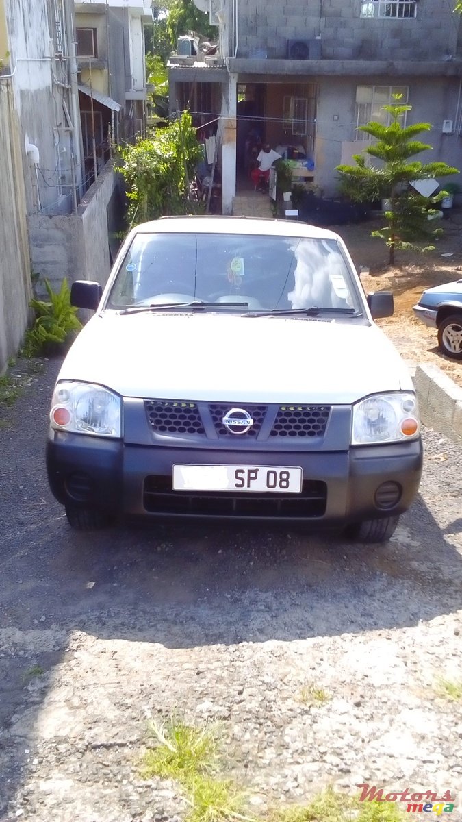 2008' Nissan Pickup photo #1