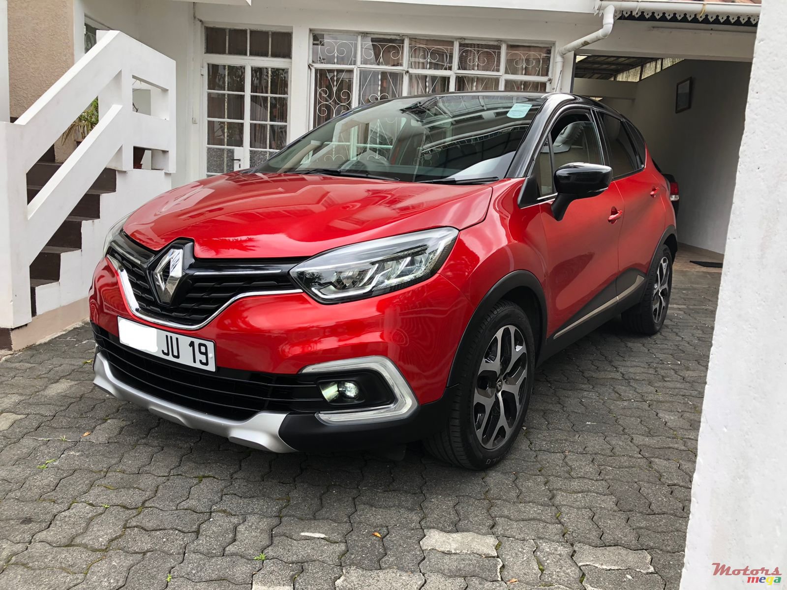 2019' Renault Captur photo #4