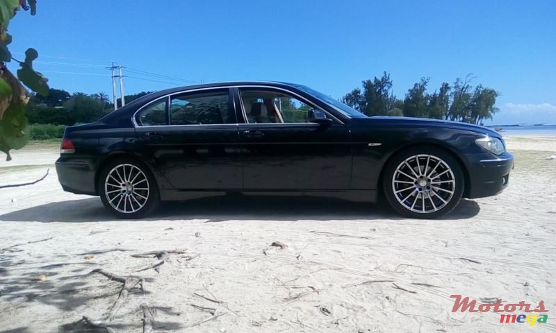 2007' BMW 730 photo #7
