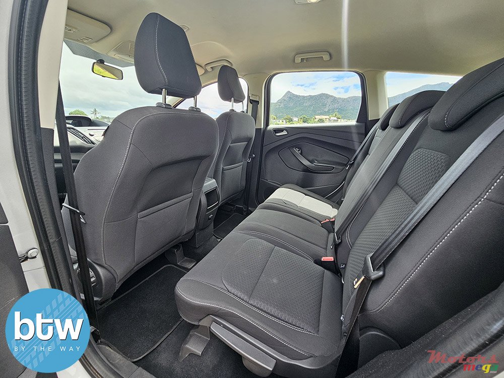 2019' Ford Kuga photo #6