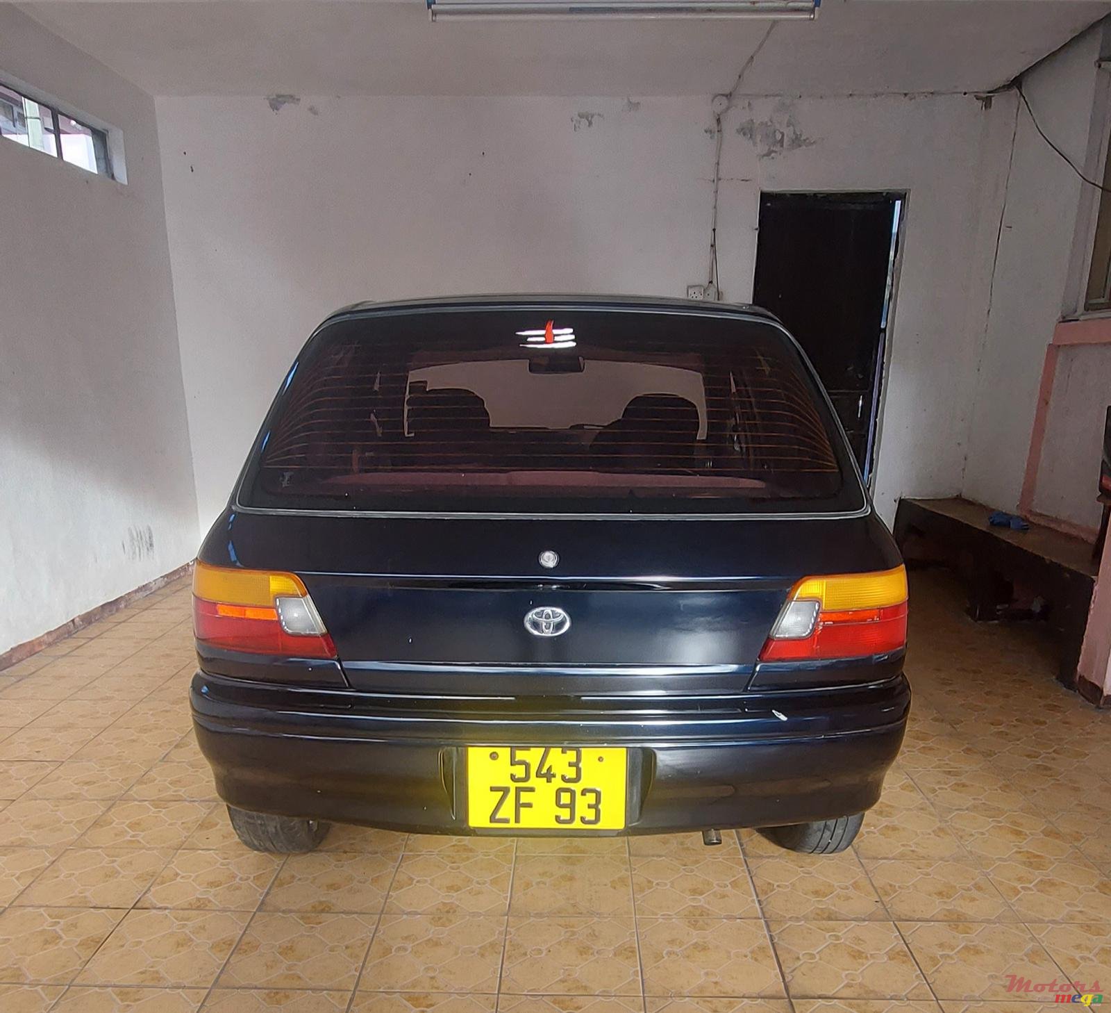 1993' Toyota Starlet photo #1