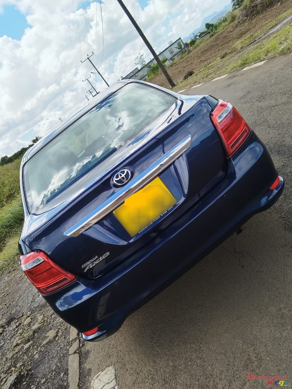 2015' Toyota Axio New Shape photo #2