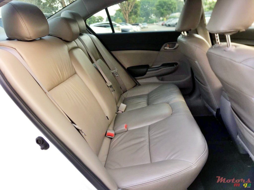 2015' Honda Civic photo #3
