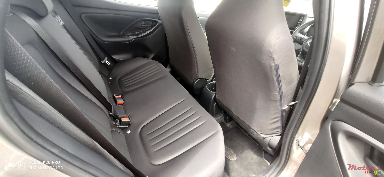 2020' Toyota Vitz 1000cc photo #1