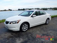 2008' Honda Accord White Honda accord for Sale photo #1