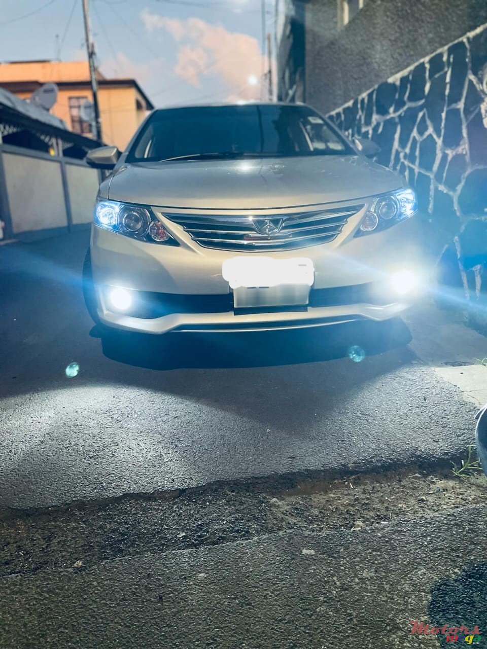 2014' Toyota Allion photo #1