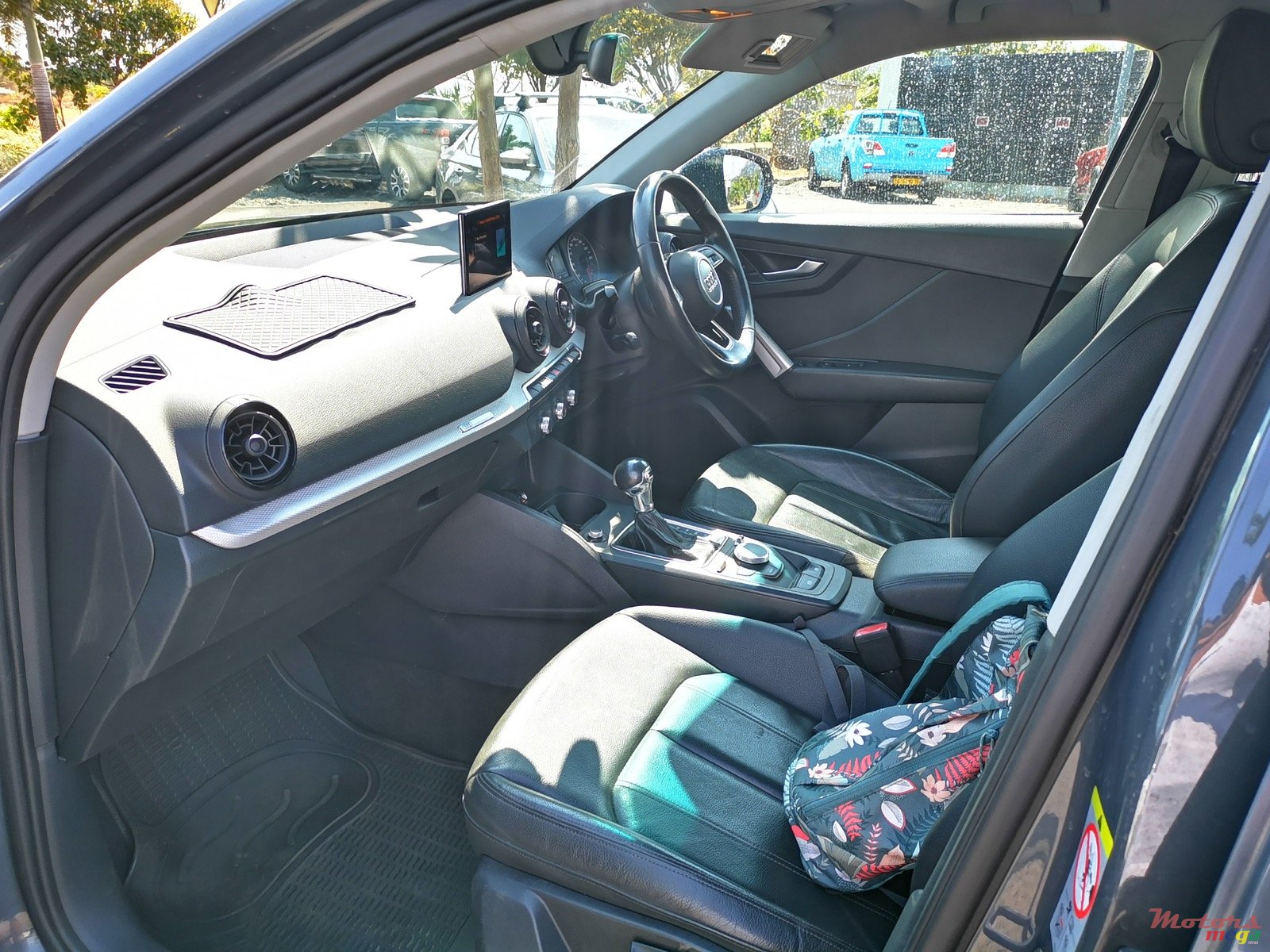 2017' Audi Q2 photo #3