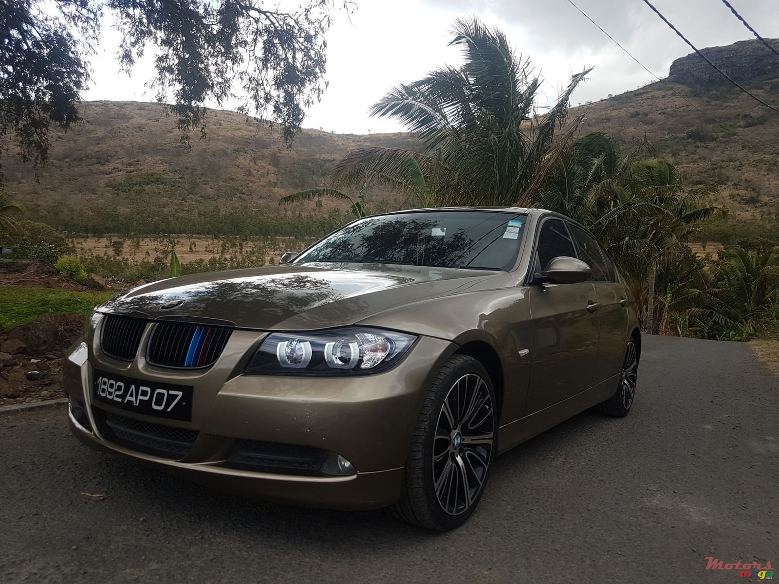 2007' BMW 316 photo #2