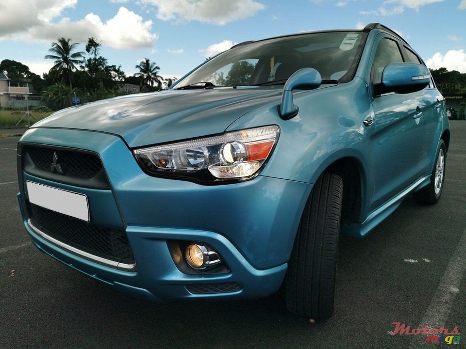 2010' Mitsubishi ASX RVR photo #3