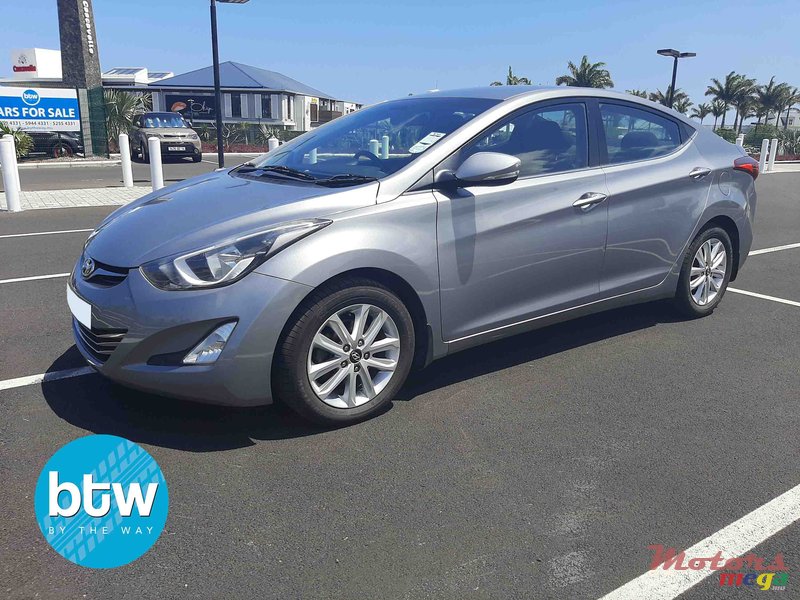 2015' Hyundai Elantra photo #2