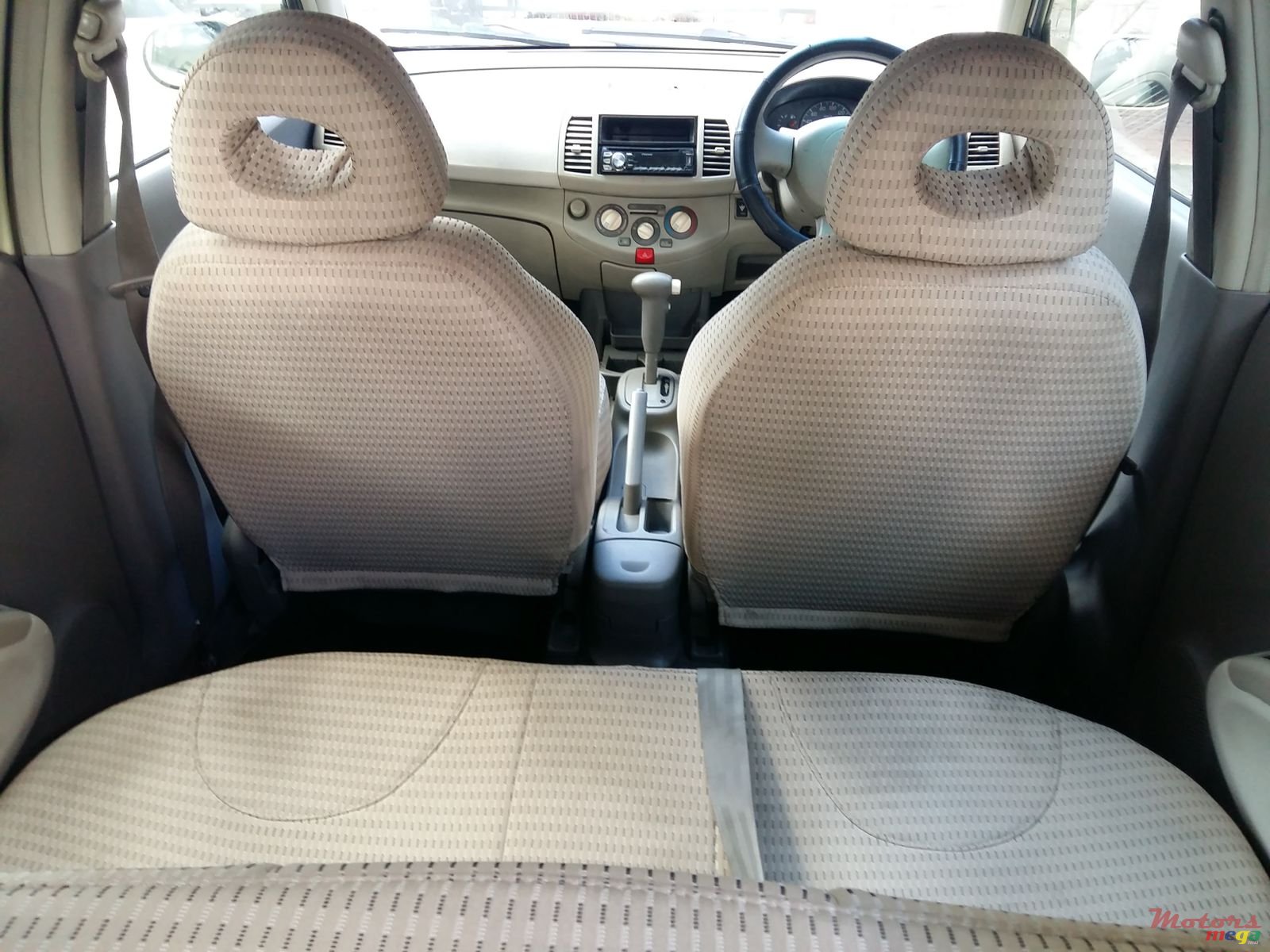 2005' Nissan March photo #6