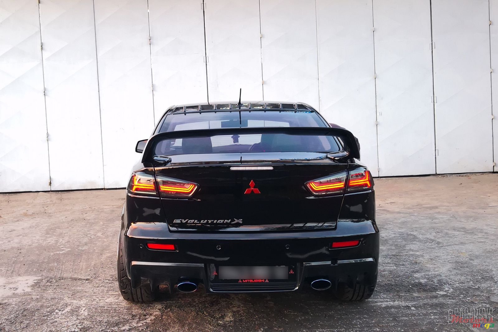 2012' Mitsubishi Lancer X Evo kit photo #3