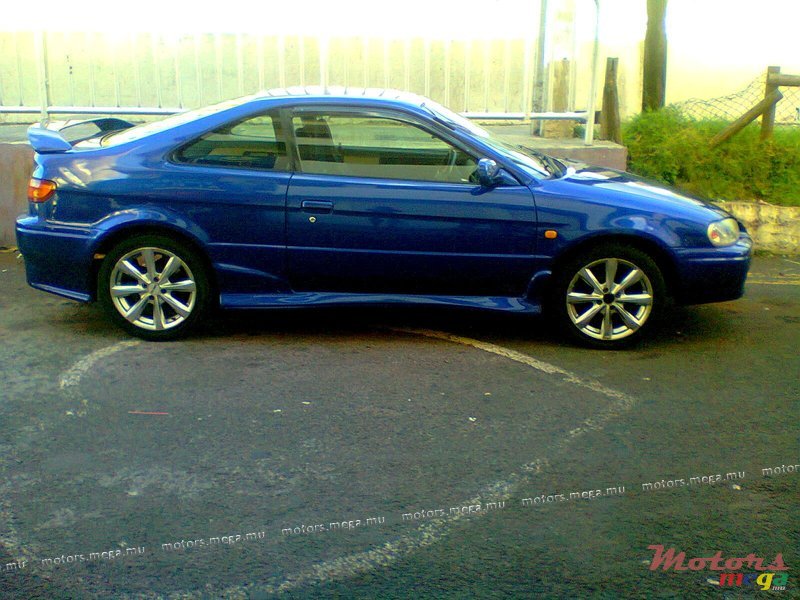 1999' Toyota photo #2