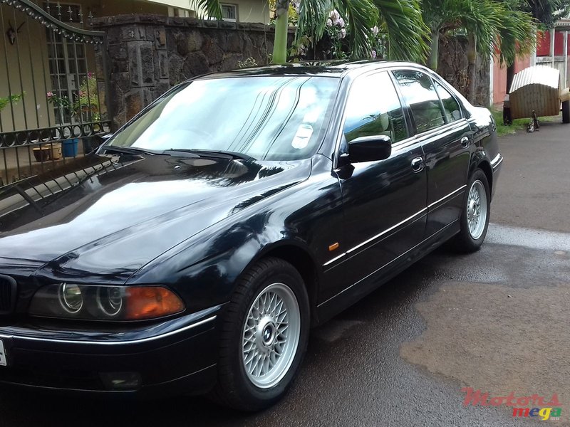 2000' BMW 520 photo #2