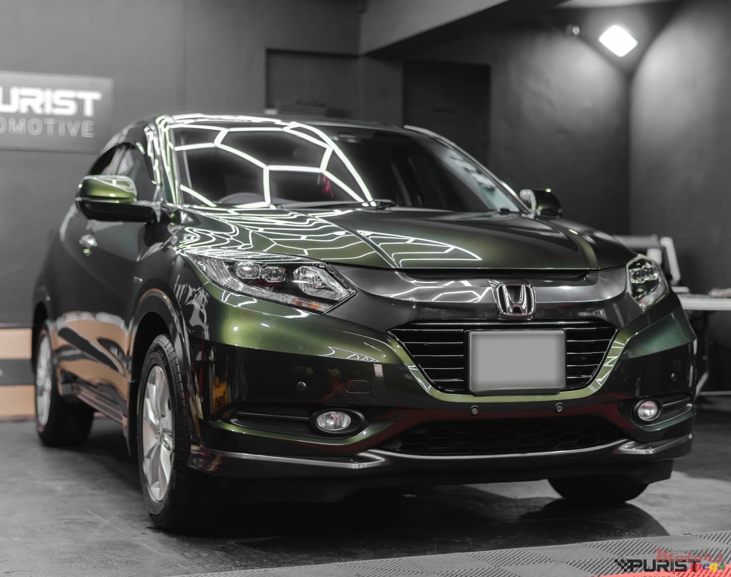 2014' Honda Vezel Hybrid photo #2