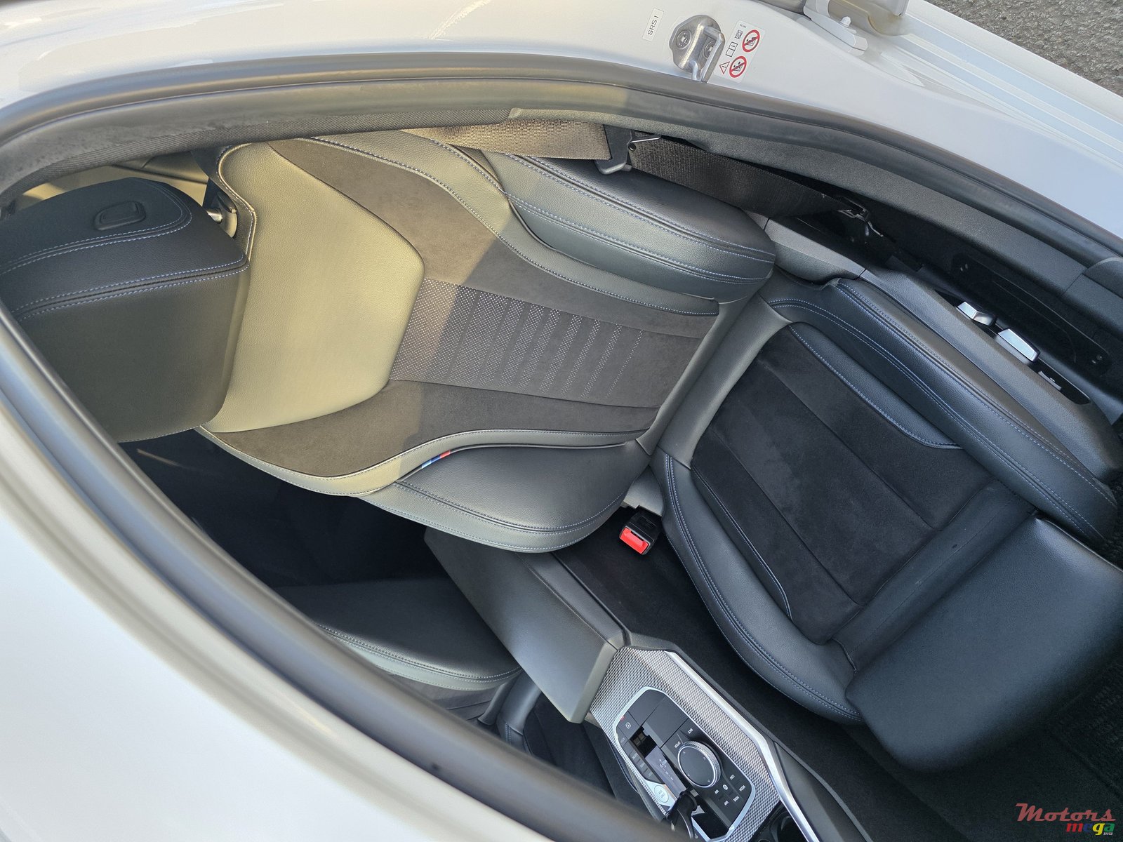 2019' BMW 330 E photo #6