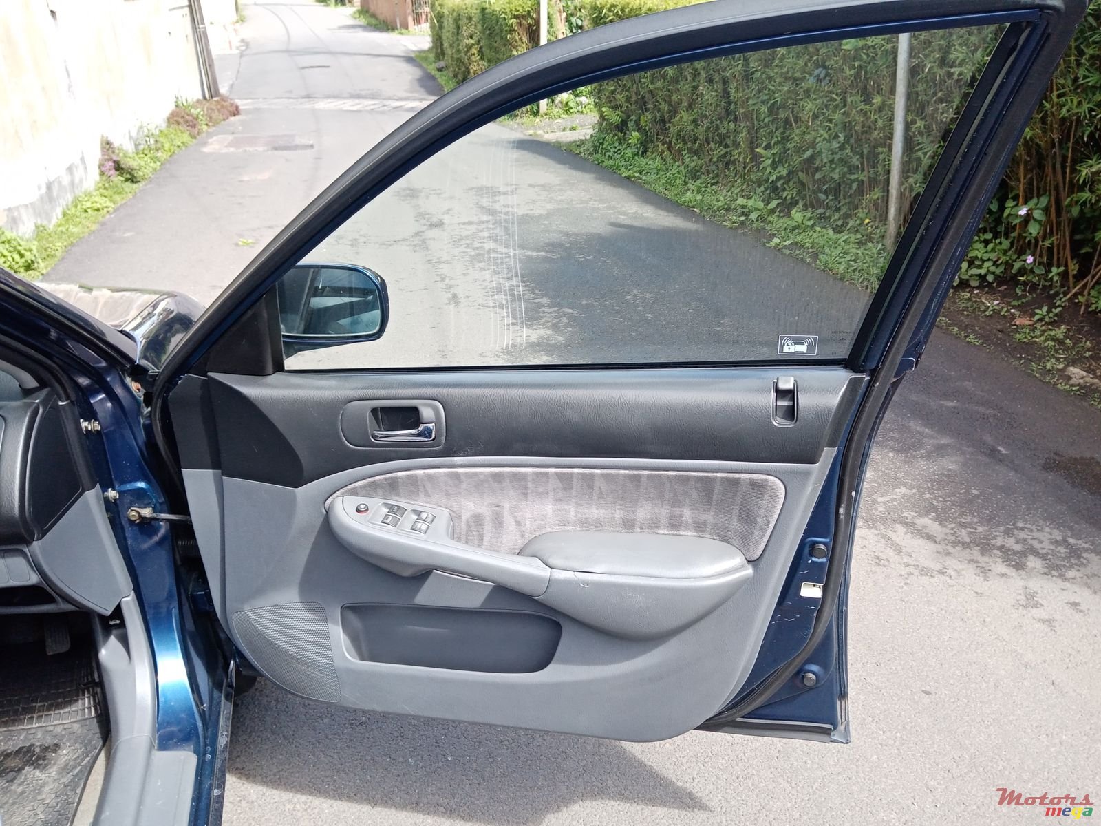 2004' Honda Civic ES8 photo #4