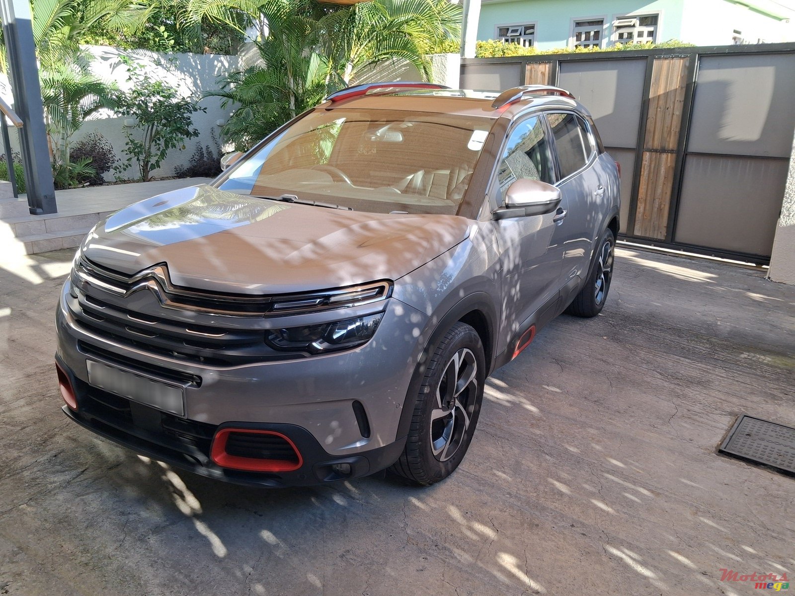 2021' Citroen C5 Aircross photo #7