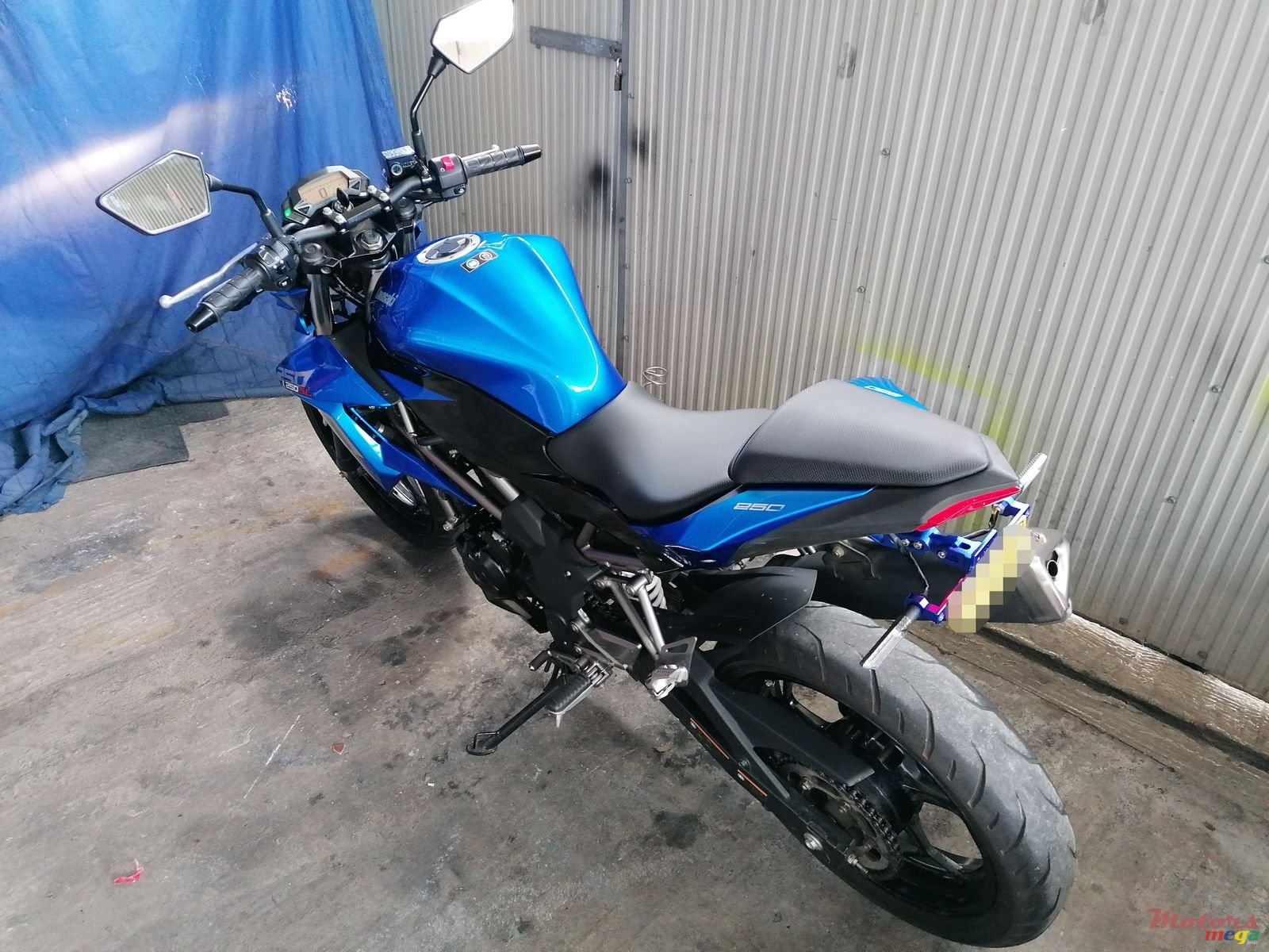 2019' Kawasaki Z250SL photo #1