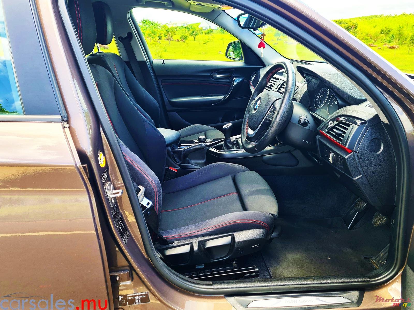 2014' BMW 116 i Sport photo #5