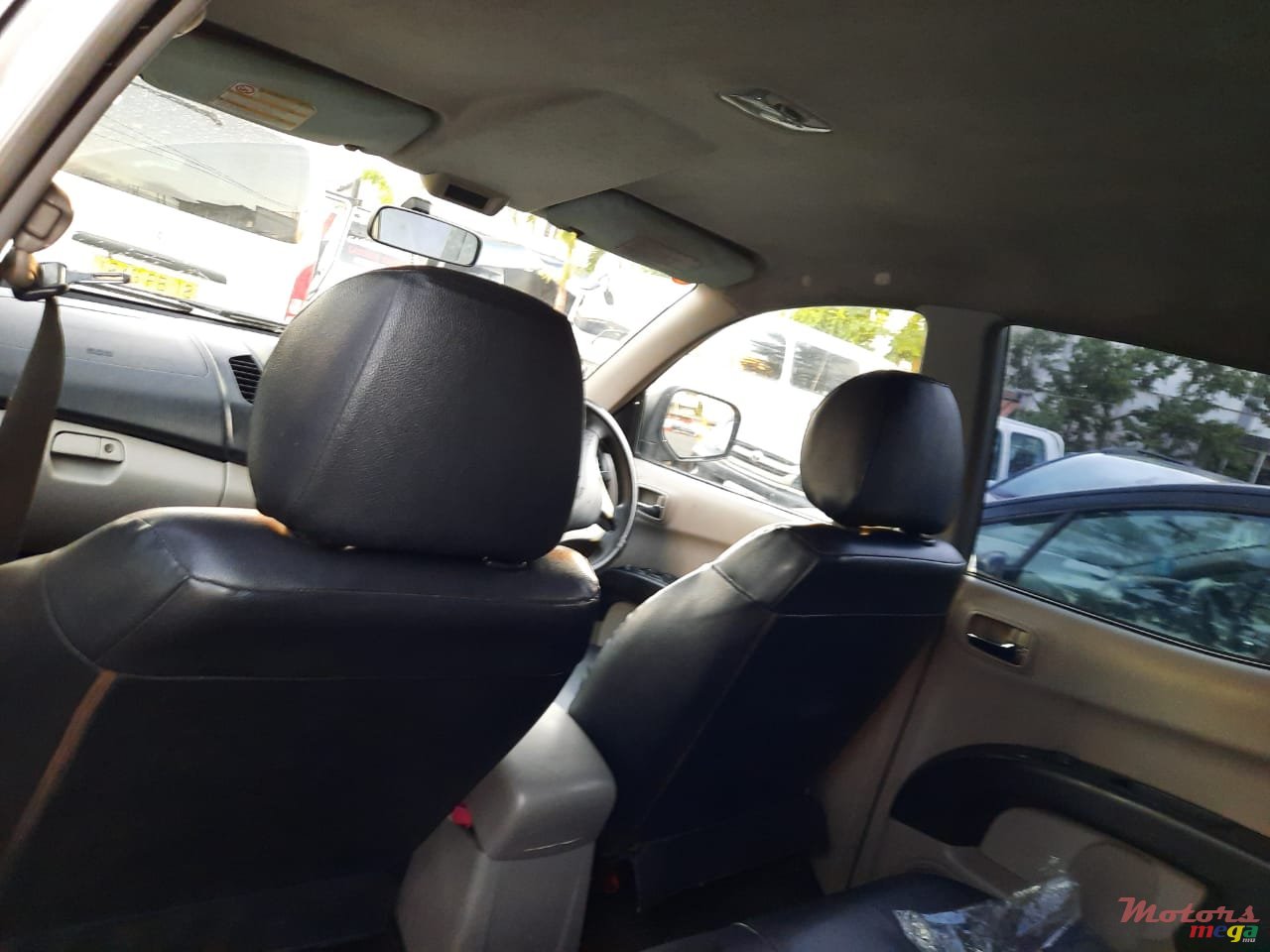 2009' Mitsubishi L 200 photo #5