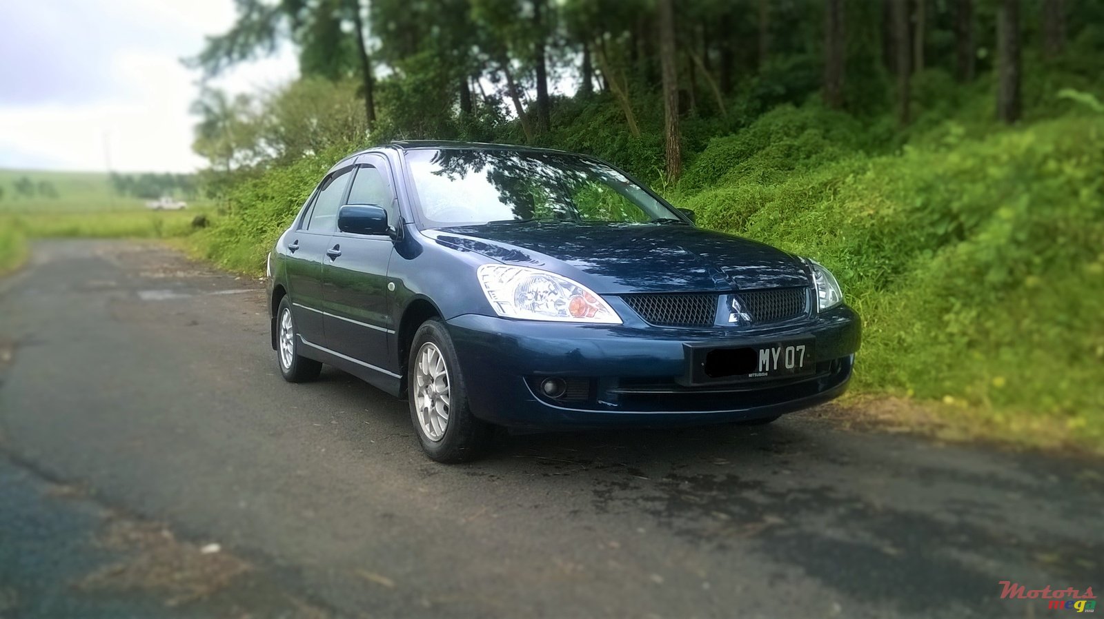 2007' Mitsubishi Lancer photo #1