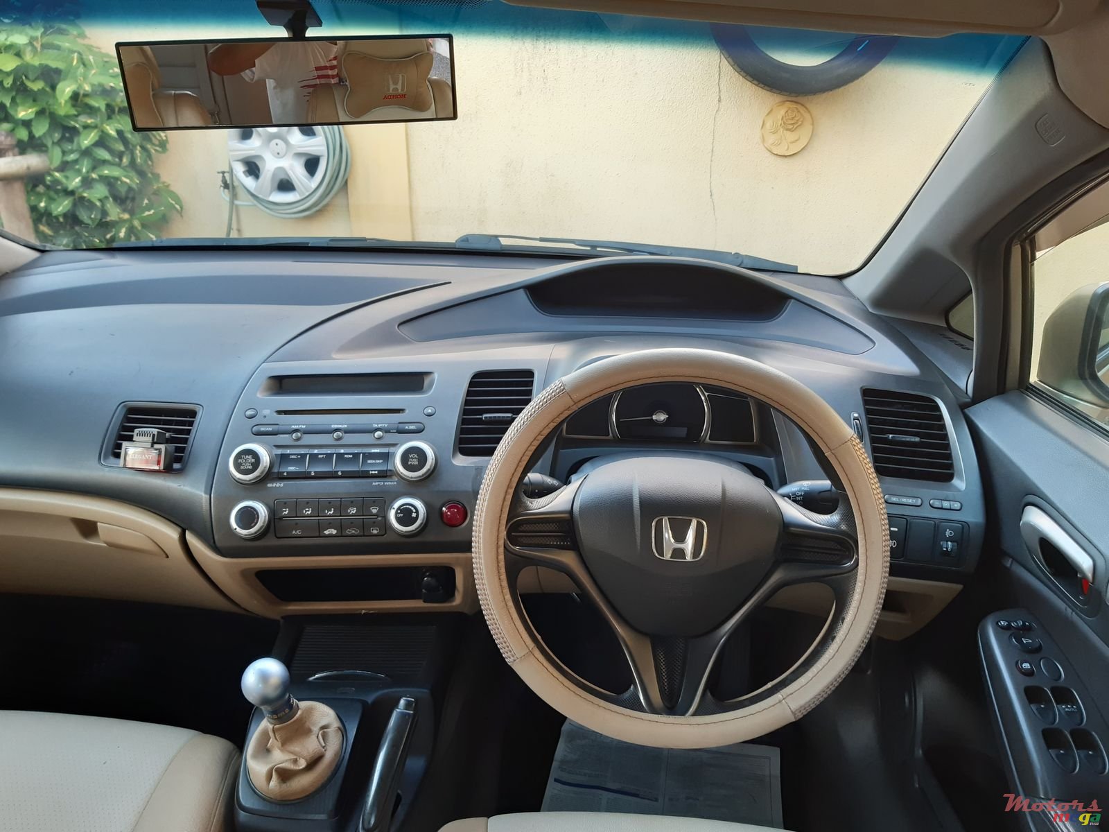 2009' Honda Civic Manual  1799cc non hybrid photo #2