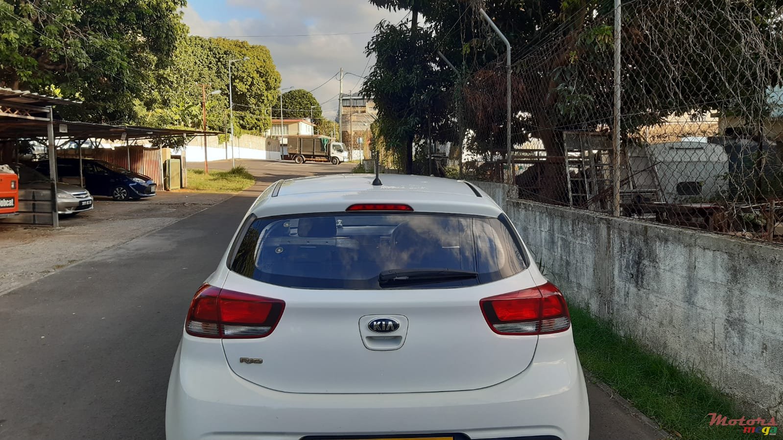 2019' Kia Rio photo #4