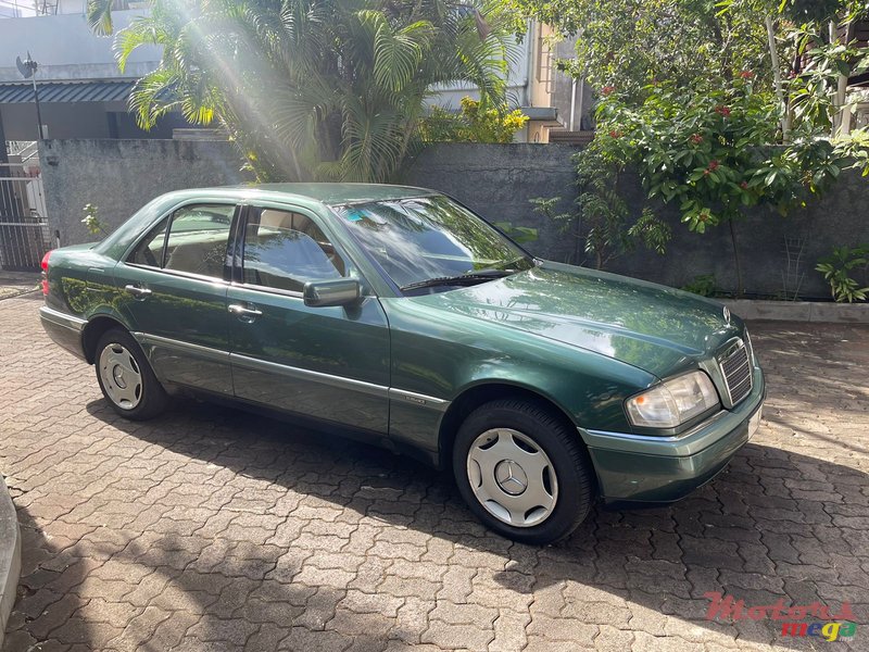 1994' Mercedes-Benz C 180 photo #5