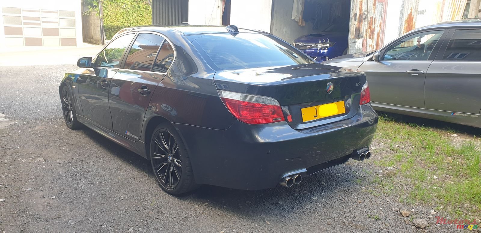 2004' BMW 525 Automatic photo #2