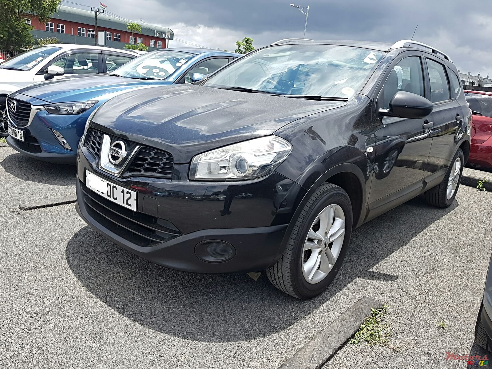 2012' Nissan Qashqai+2 photo #3