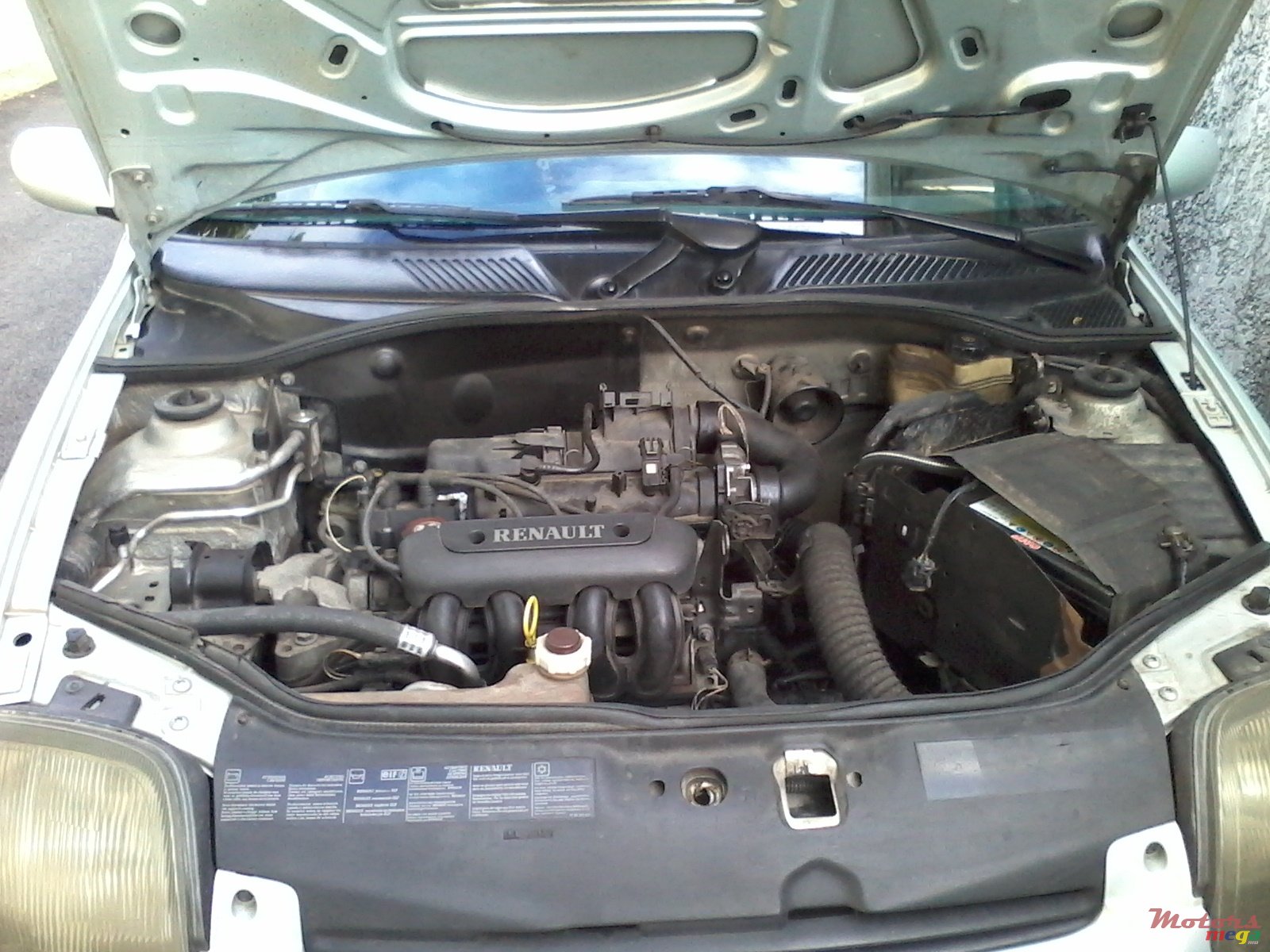 2000' Renault photo #6