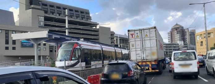 Plus de 4 300 licences de « contract cars » délivrées en cinq ans