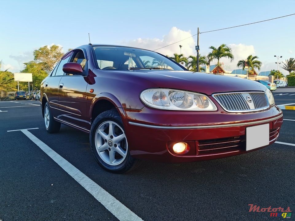 2005' Nissan Sunny N17 photo #2