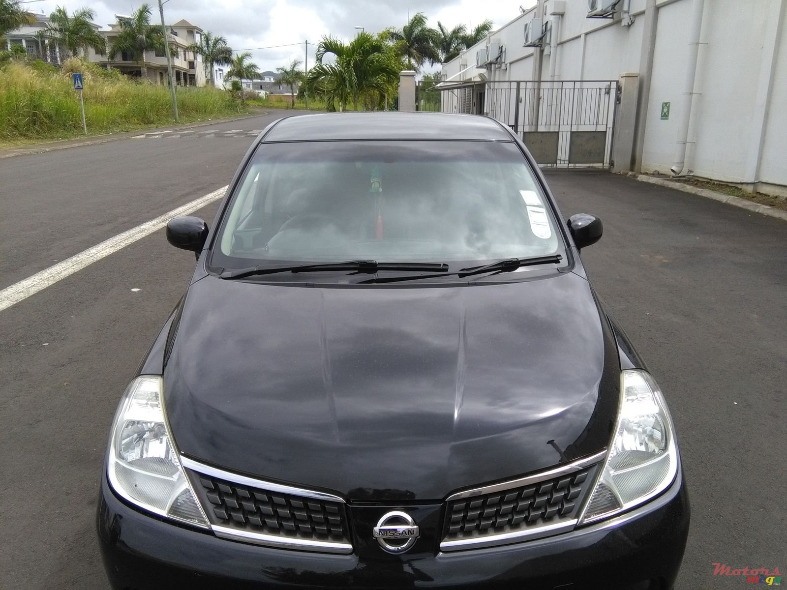 2007' Nissan Tiida photo #3