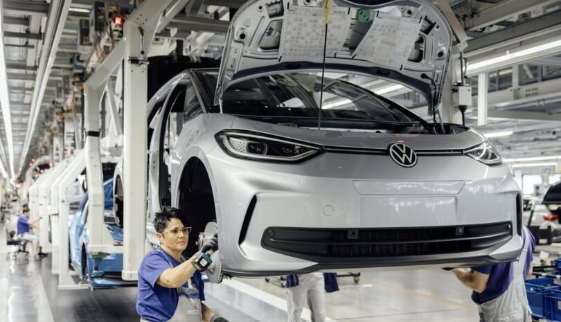 Stellantis n’est pas le seul à mettre des usines à l’arrêt