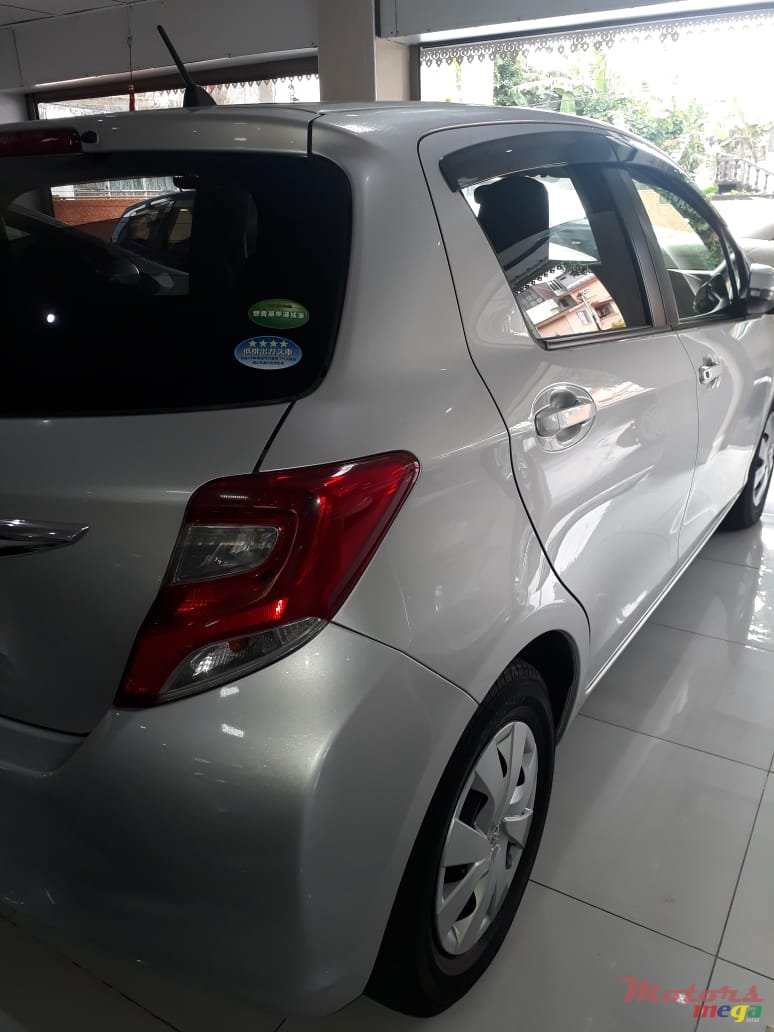 2016' Toyota Vitz photo #4