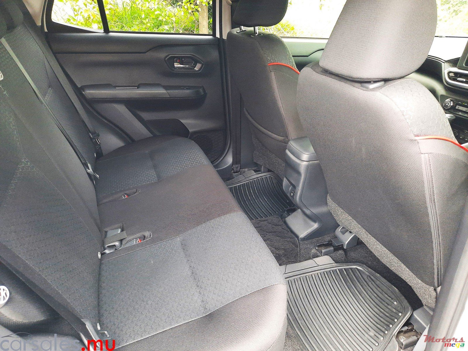 2020' Toyota Raize 1.0 photo #5