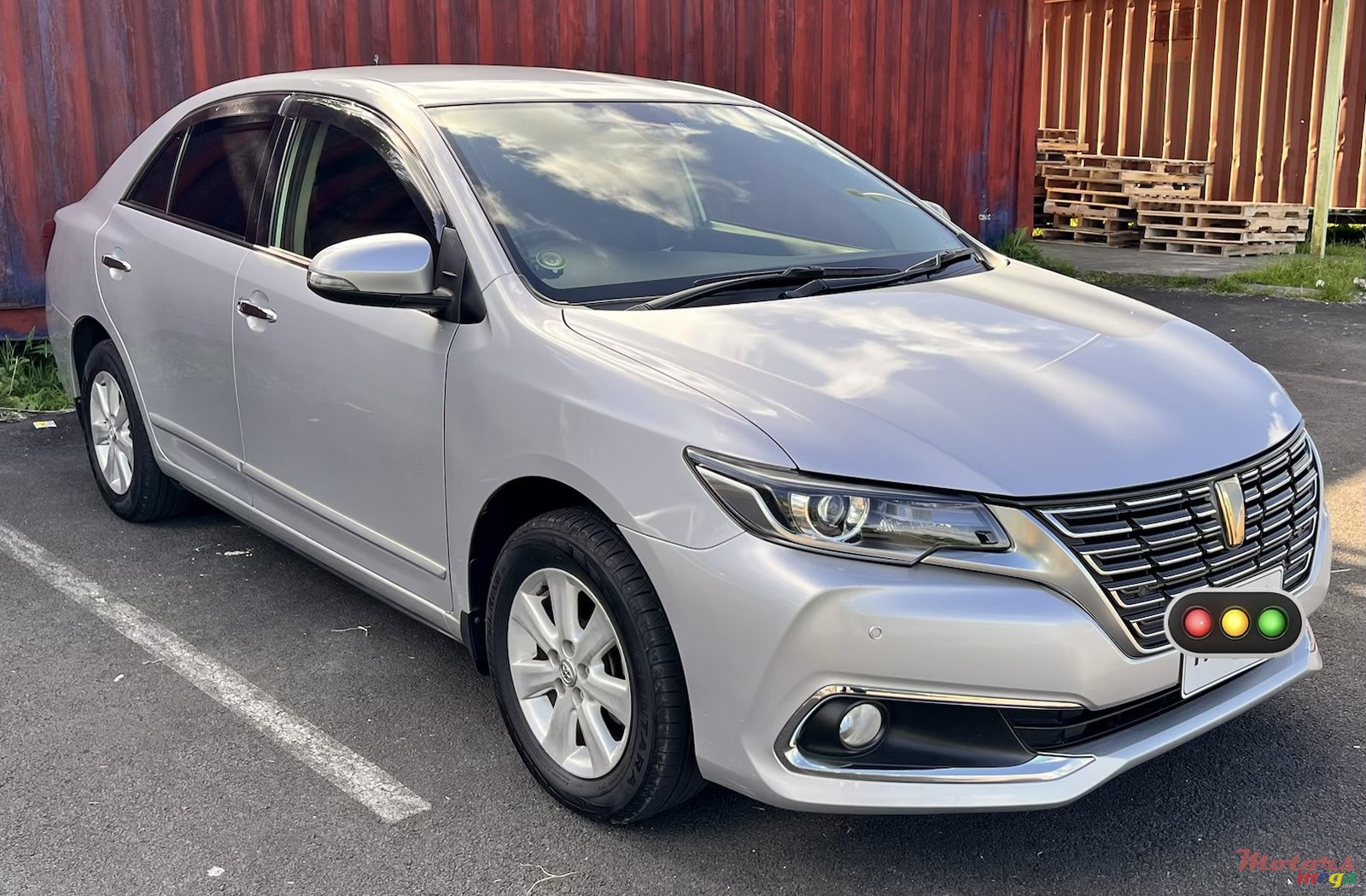 2017' Toyota Premio New Shape photo #3