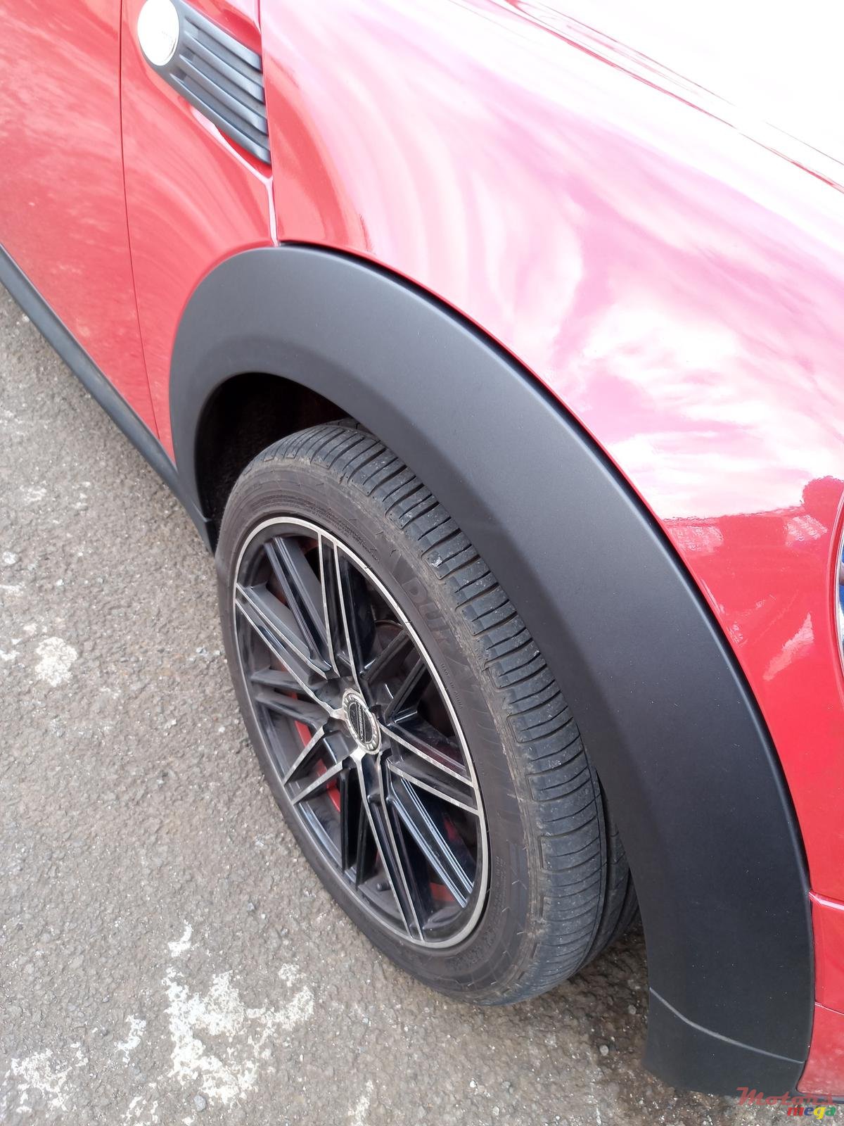 2010' MINI Cooper Sport version photo #5