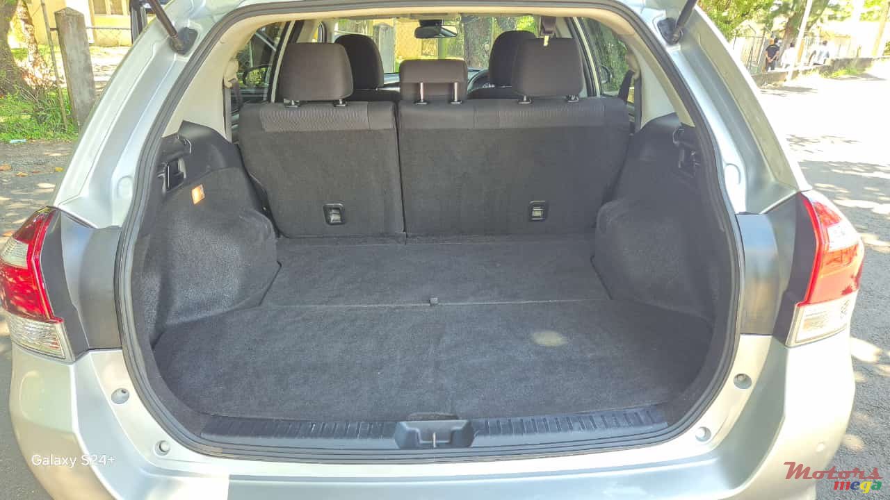 2018' Toyota Fielder Corolla photo #7