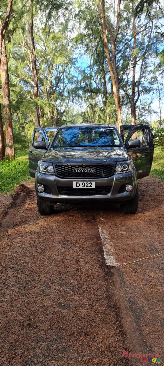 2015' Toyota photo #1