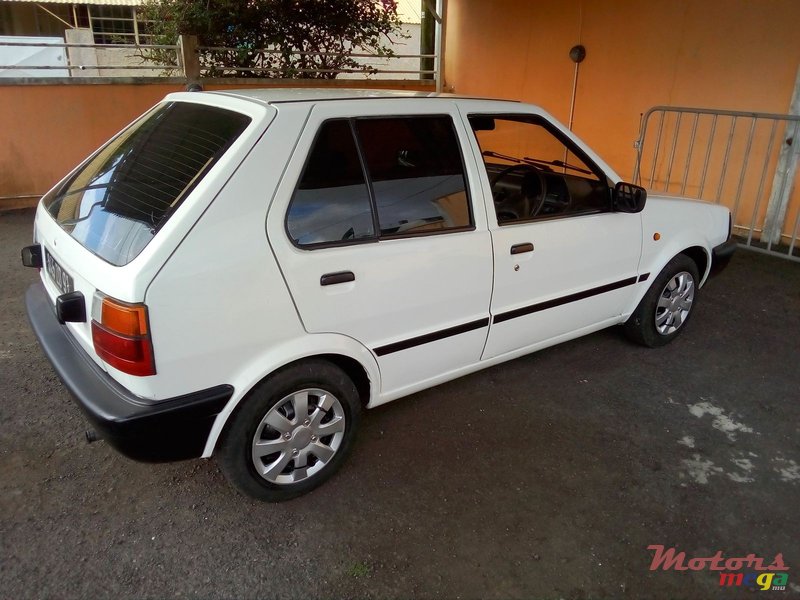 1991' Nissan March photo #1