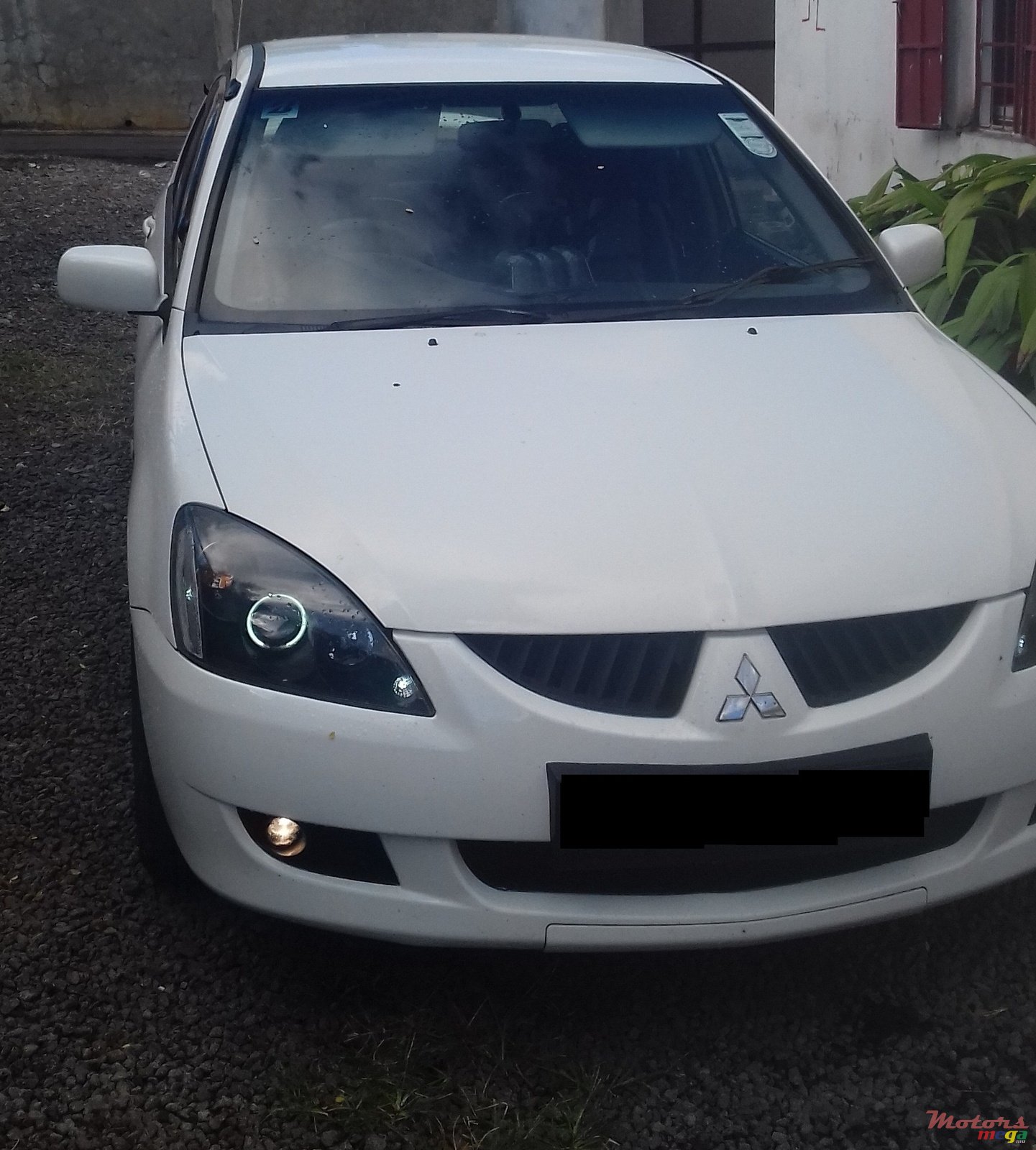 2004' Mitsubishi Lancer X photo #2