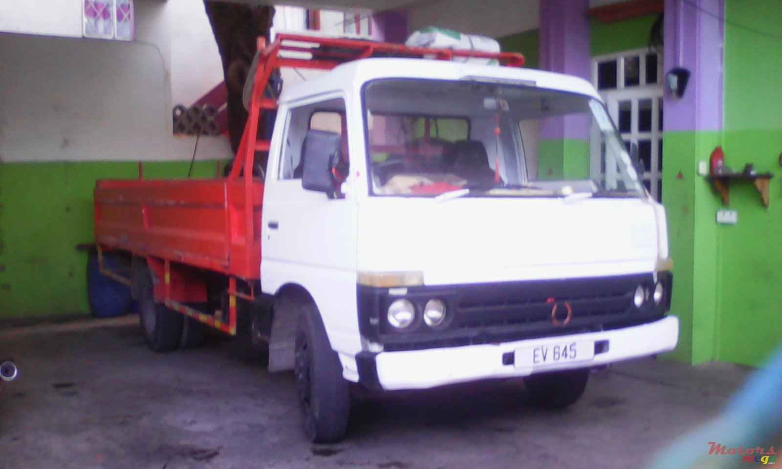 1991' Nissan photo #1