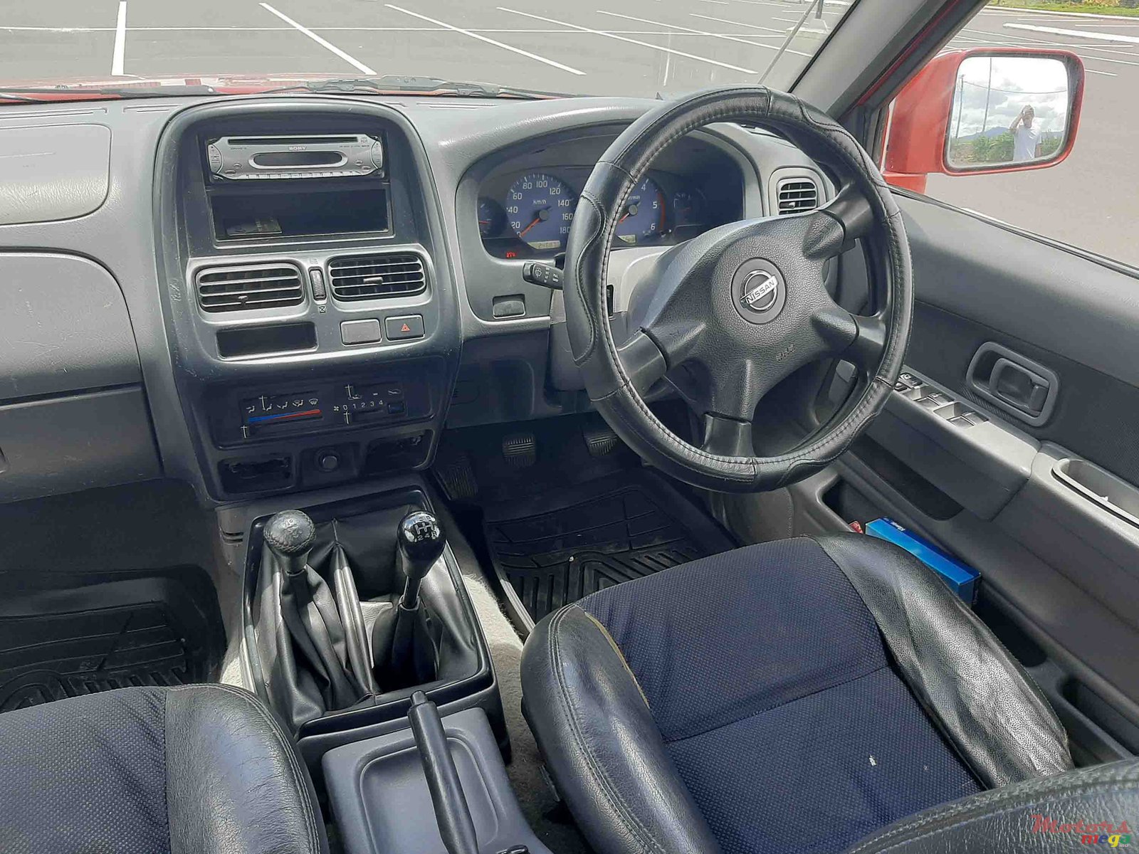 2003' Nissan Hardbody photo #5